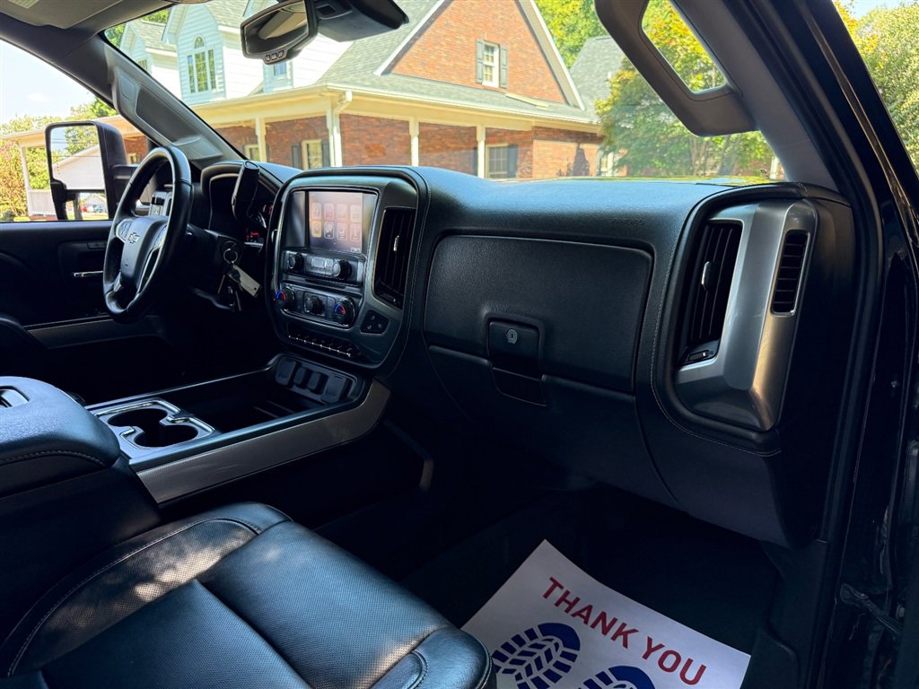 Used 2017 Chevrolet Silverado 2500 LTZ image 70