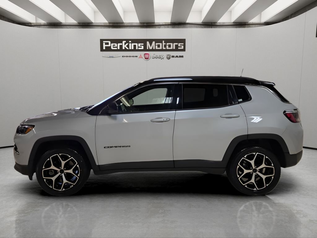 Used 2025 Jeep Compass Limited image 2