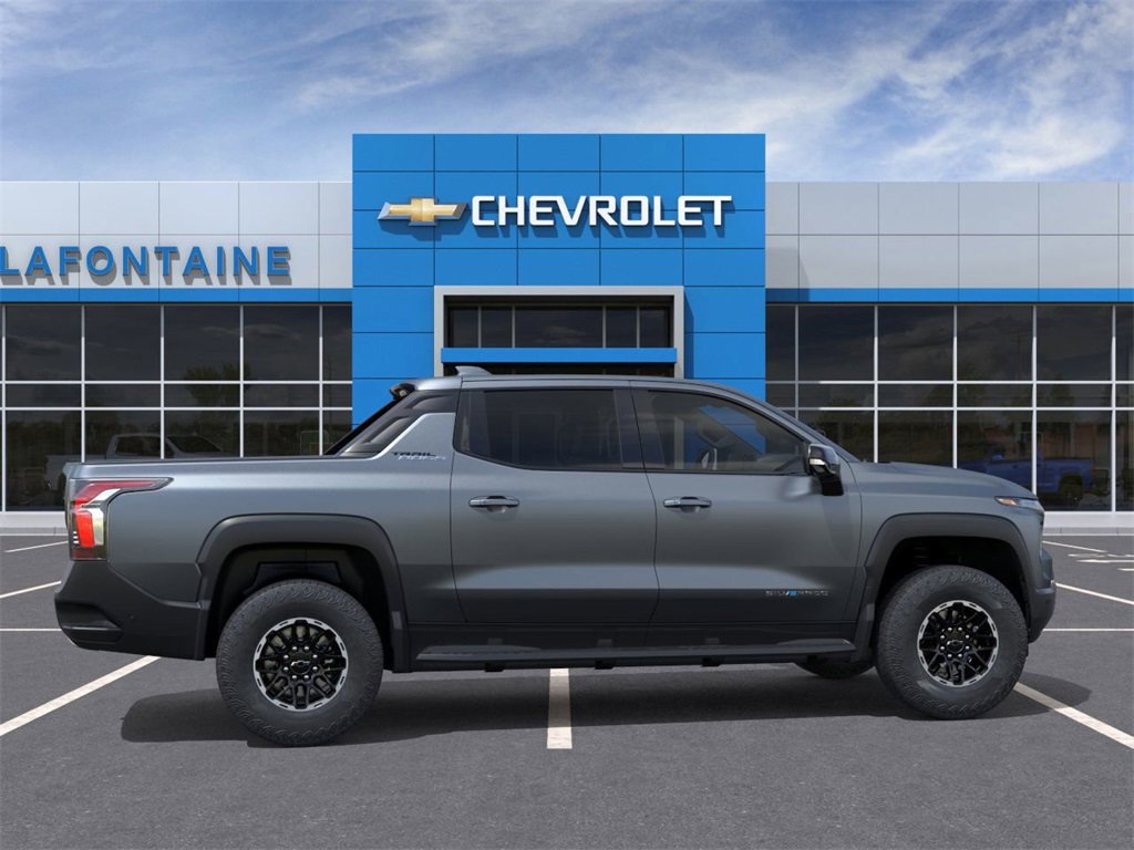 New 2026 Chevrolet Silverado EV Trail Boss image 5