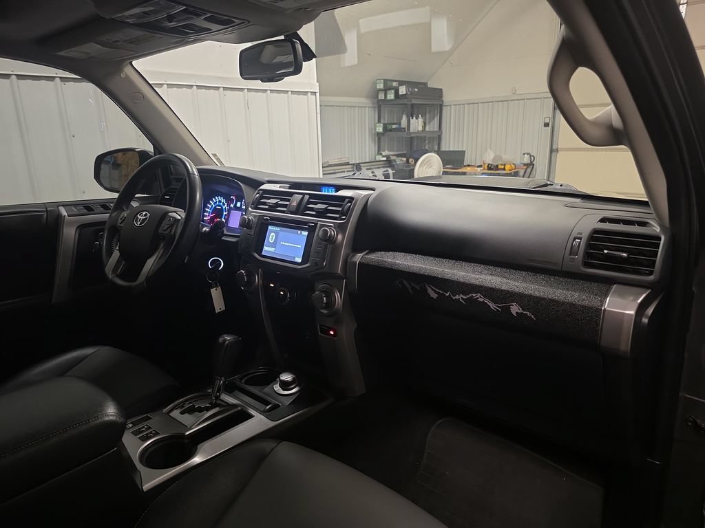 Used 2015 Toyota 4Runner SR5 Premium AWD/4WD image 35