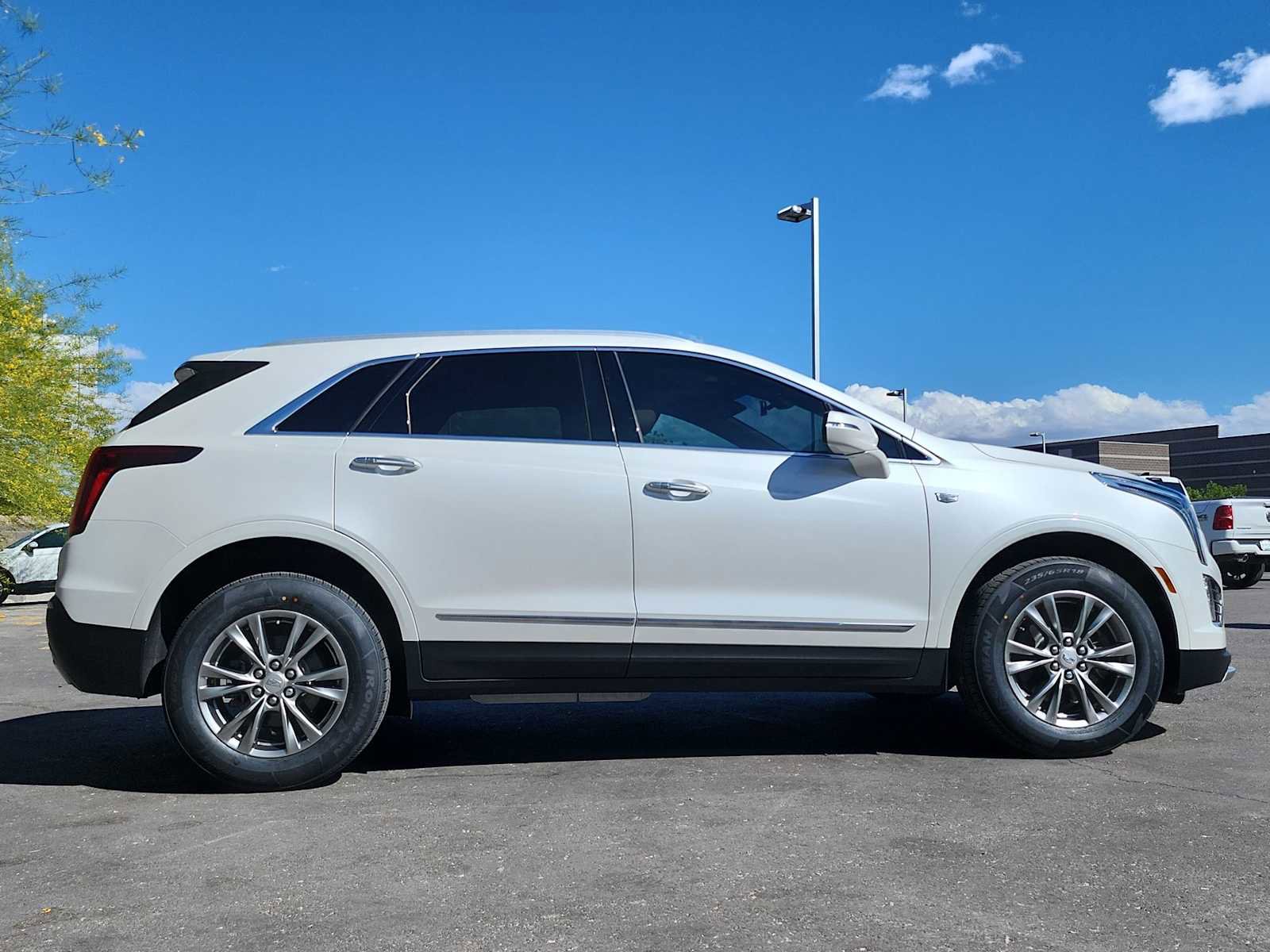 Used 2021 Cadillac XT5 Premium Luxury FWD image 10