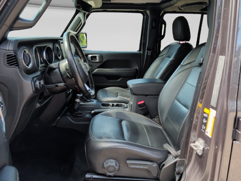 Used 2021 Jeep Wrangler Unlimited Sahara AWD/4WD image 16