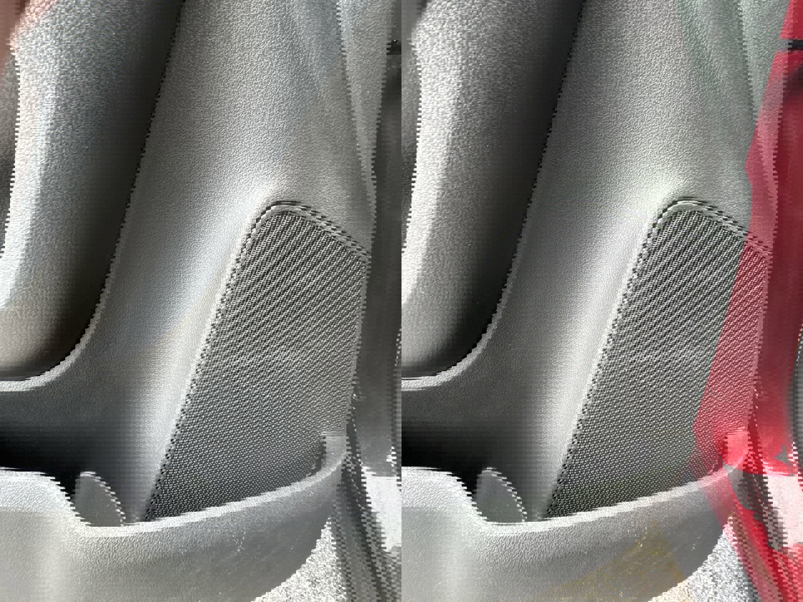 Used 2022 Chevrolet Trax LT w/ LT Convenience Package image 25