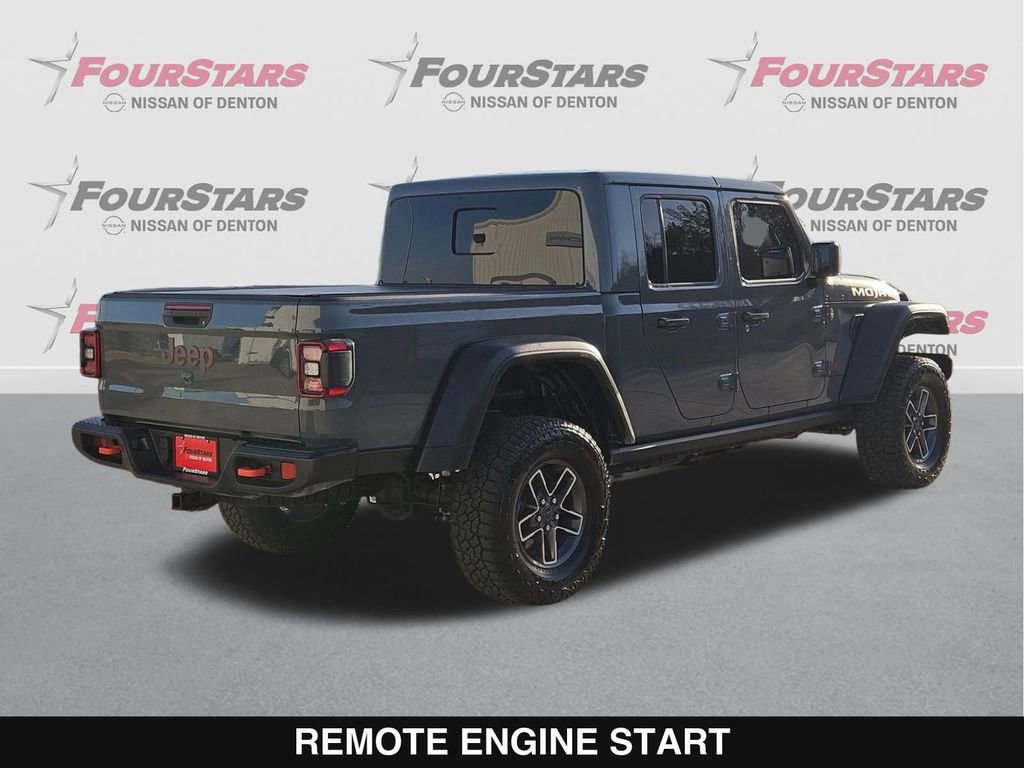 Used 2025 Jeep Gladiator Mojave w/ Convenience Group image 4