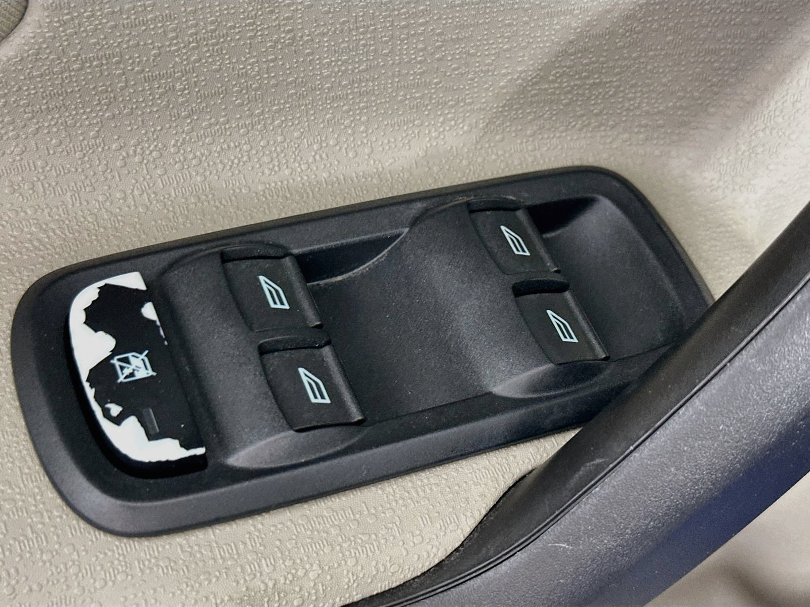 Used 2018 Ford Fiesta SE FWD image 17
