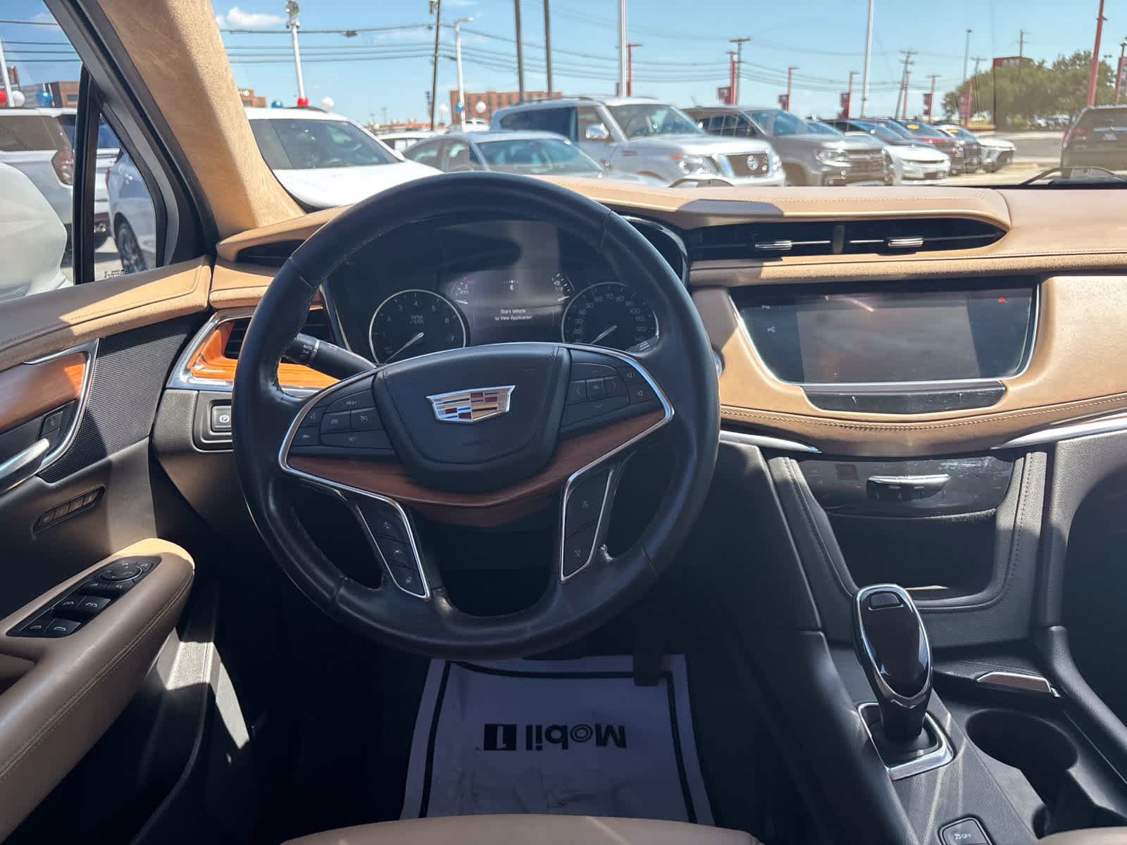 Used 2019 Cadillac XT5 Platinum AWD/4WD image 15