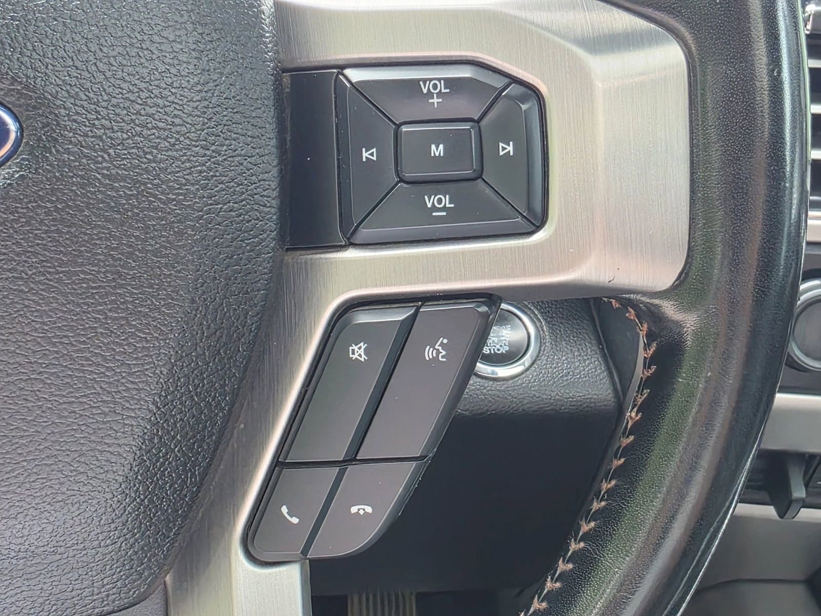 Used 2019 Ford F350 Platinum w/ Platinum Ultimate Package AWD/4WD image 23