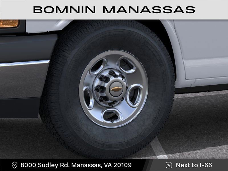 New 2025 Chevrolet Express 2500 image 9