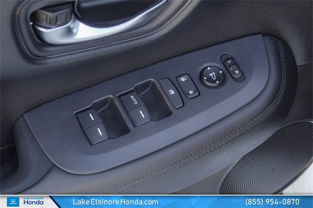 Used 2023 Honda HR-V LX image 14