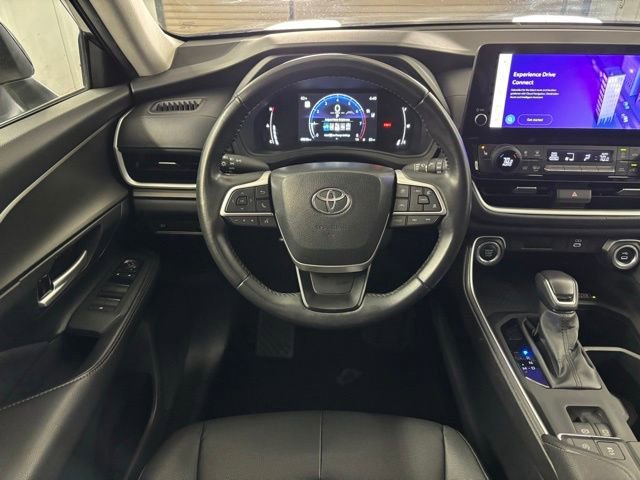 Used 2024 Toyota Grand Highlander XLE image 16