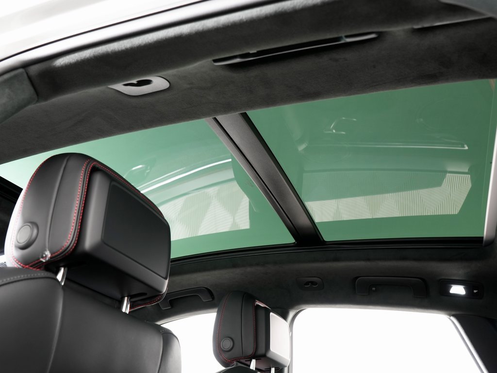 New 2026 Porsche Macan GTS image 20