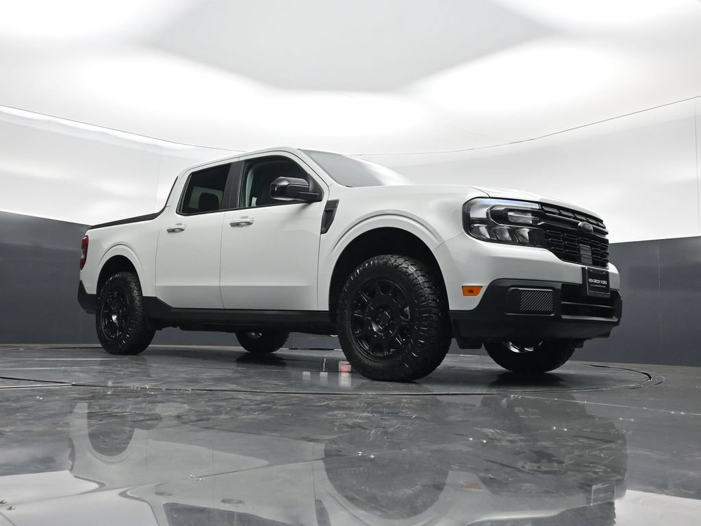 Used 2024 Ford Maverick Lariat w/ Black Appearance Package AWD/4WD image 3