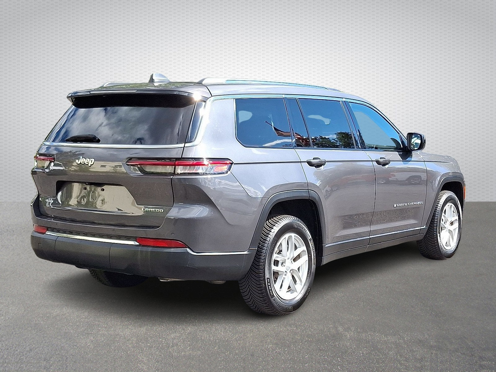 Certified 2022 Jeep Grand Cherokee L Laredo w/ Luxury Tech Group I image 6