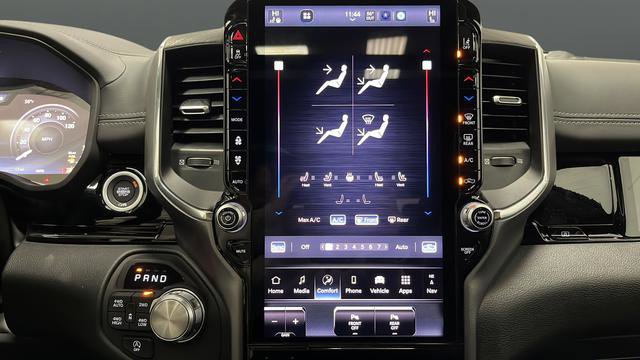 New 2026 RAM 1500 Laramie AWD/4WD image 18