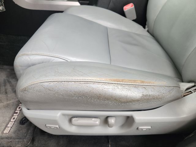 Used 2015 Toyota Sequoia SR5 w/ Premium Package RWD image 12