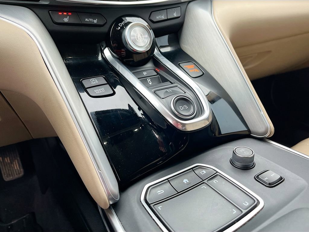 Used 2024 Acura TLX w/ Technology Package image 17