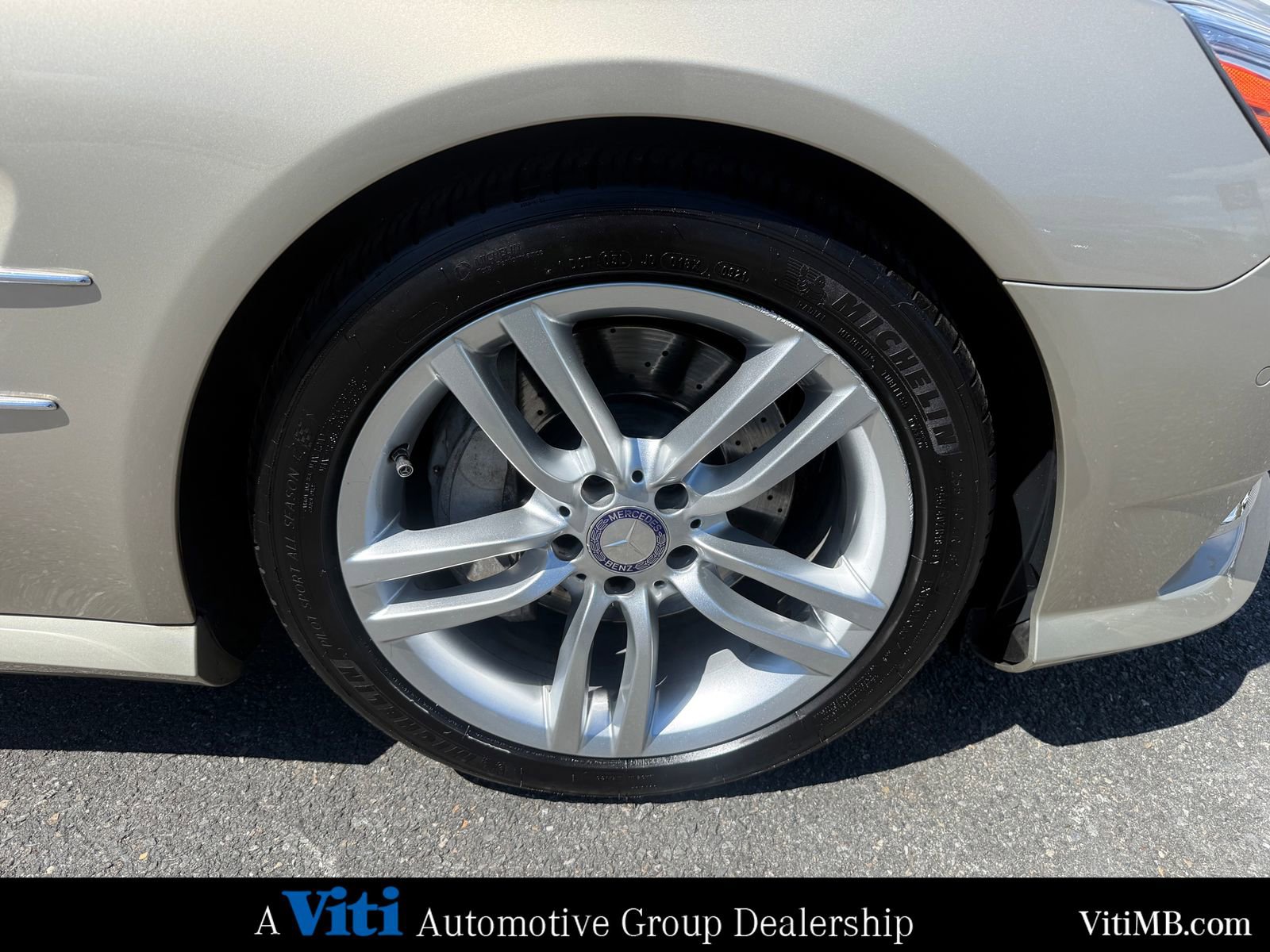 Used 2013 Mercedes-Benz SL 550 image 19