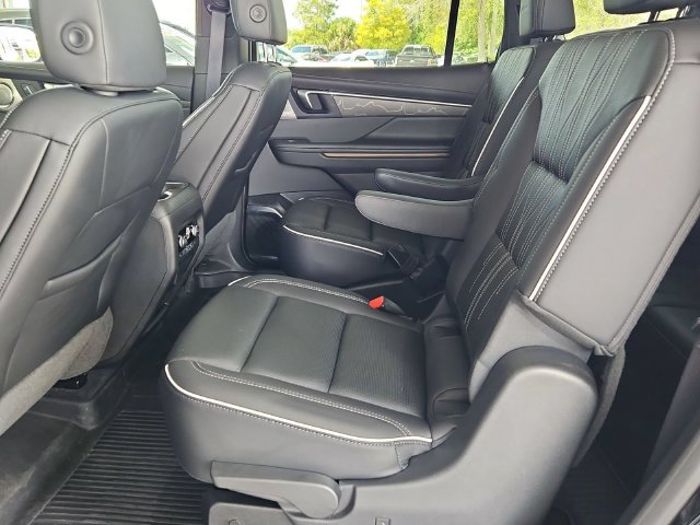 Certified 2025 Buick Enclave Avenir w/ LPO, All-Weather Package FWD image 26