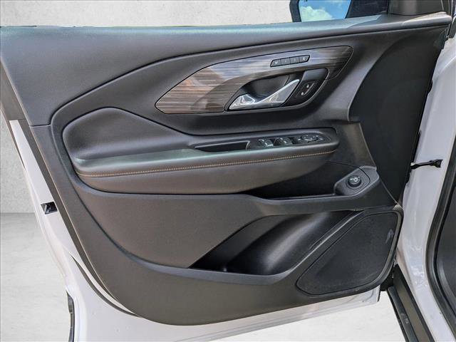Used 2021 GMC Terrain SLT w/ Elevation Edition FWD image 11