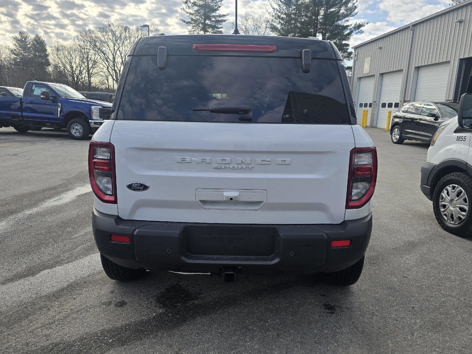 Used 2025 Ford Bronco Sport Outer Banks w/ Outer Banks Tech Package+ image 3