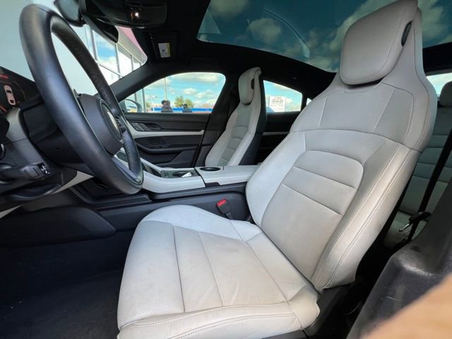 Used 2023 Porsche Taycan 4S w/ Premium Package image 21