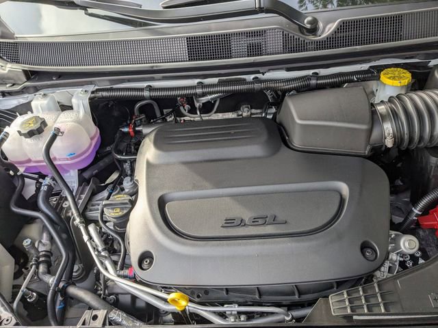 New 2026 Chrysler Pacifica Select image 17