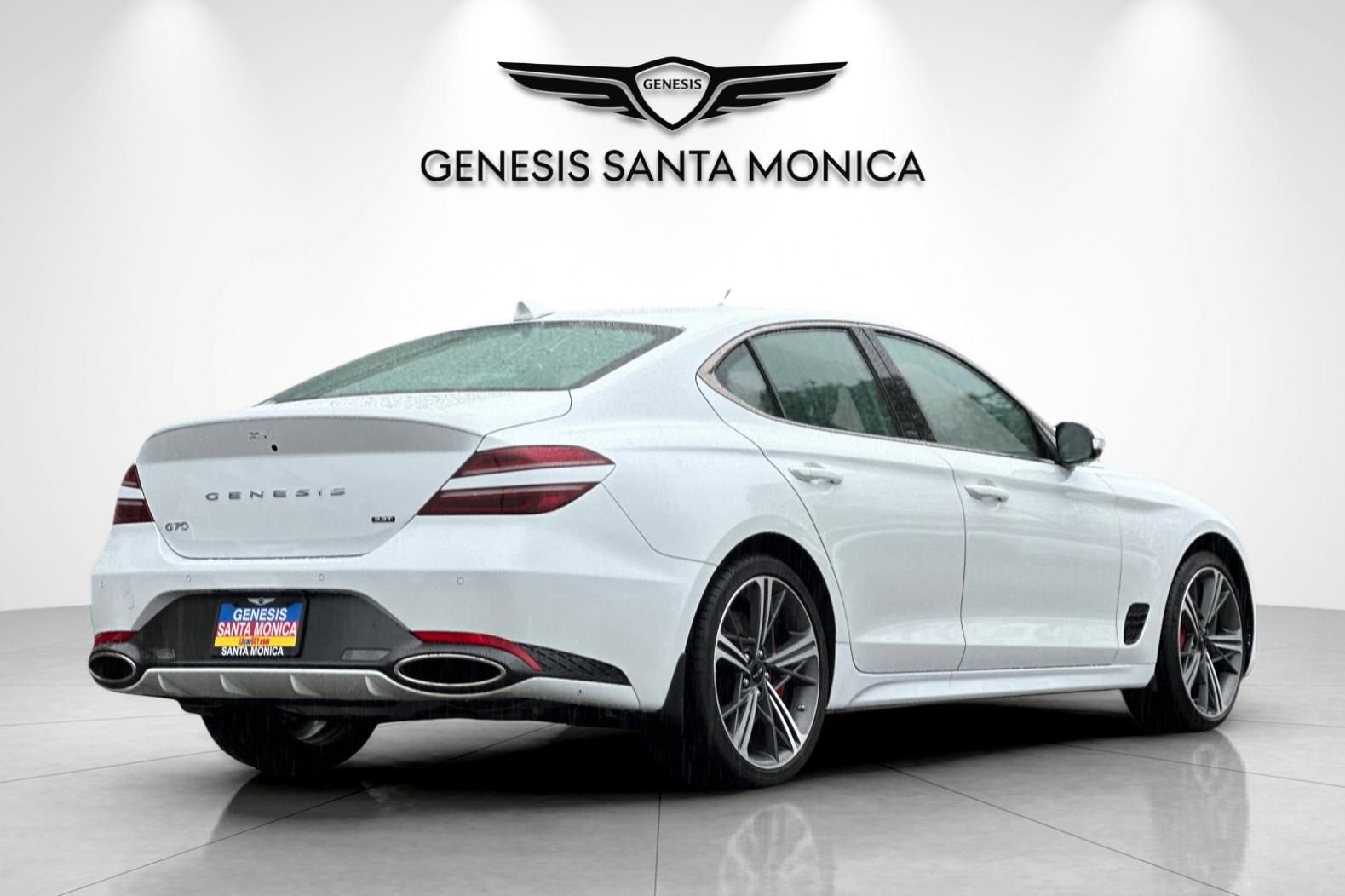 Used 2025 Genesis G70 3.3T Advanced image 5