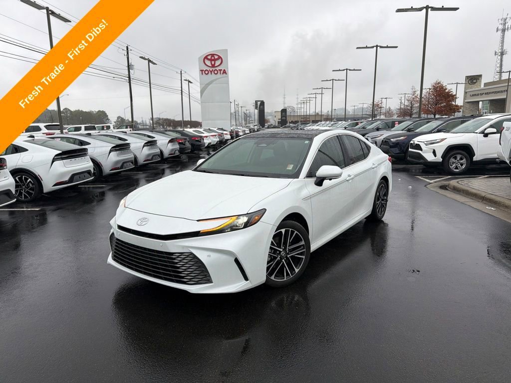 Used 2025 Toyota Camry XLE