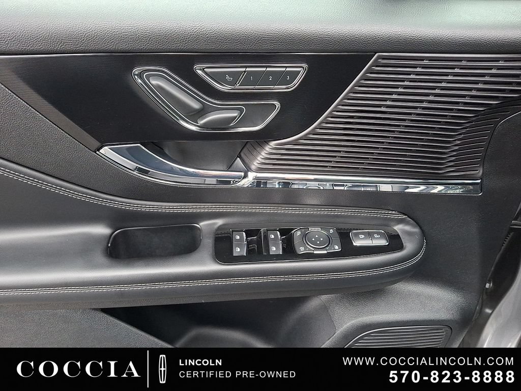 Certified 2022 Lincoln Corsair Reserve w/ Elements Package AWD/4WD image 12