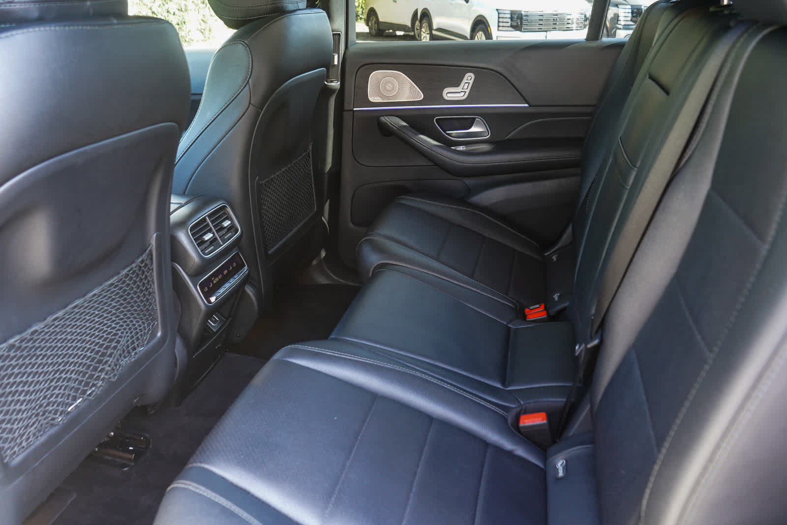 Used 2022 Mercedes-Benz GLS 450 4MATIC image 18