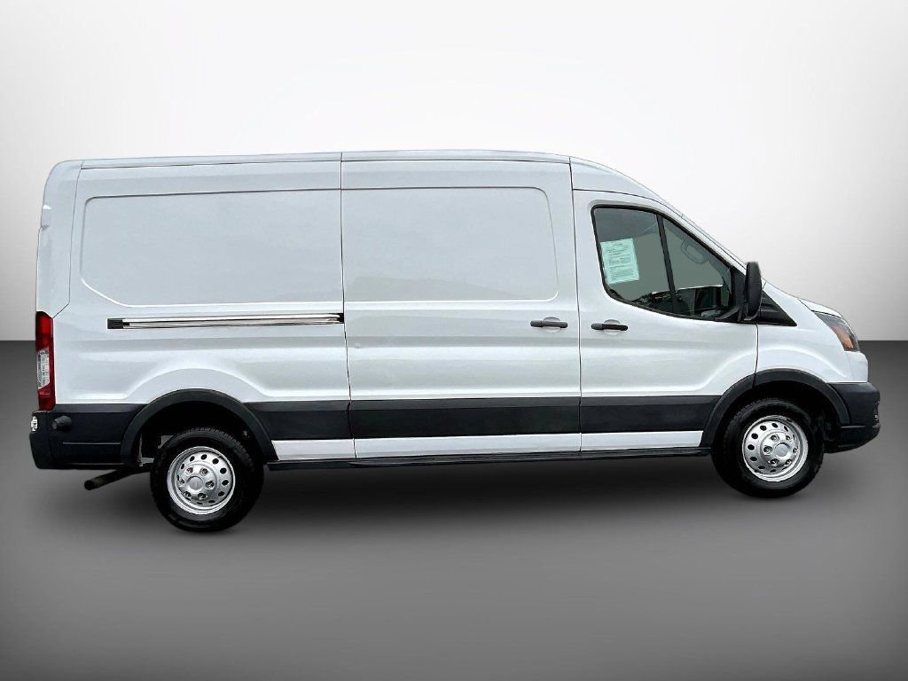 Used 2024 Ford Transit 250 148 Medium Roof Extended AWD image 8