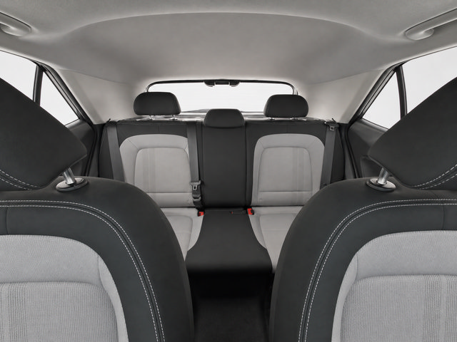 Used 2025 Hyundai Venue SEL FWD image 5