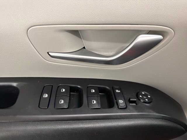 Used 2023 Hyundai Tucson SE image 27