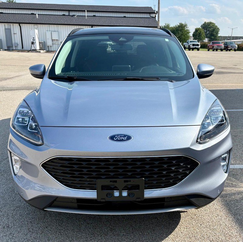 Used 2022 Ford Escape Titanium w/ Class II Trailer Tow Package AWD/4WD image 8