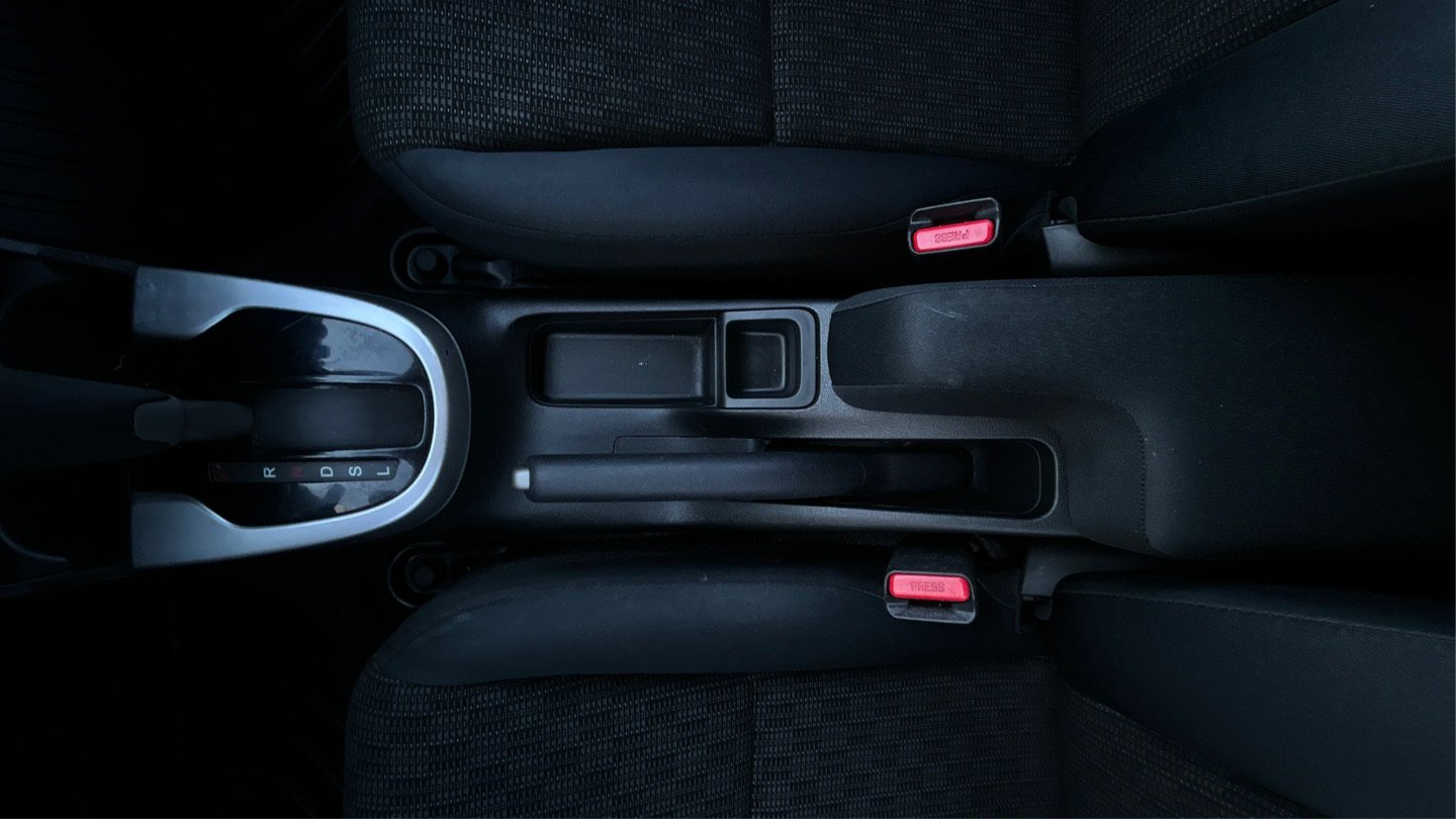 Used 2016 Honda Fit LX image 30