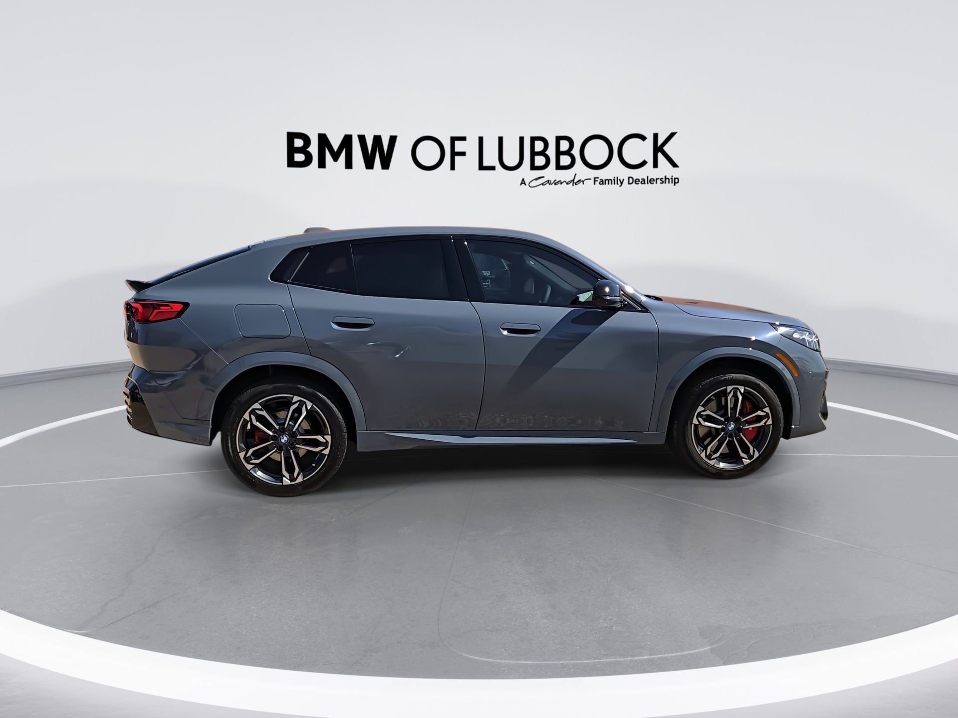 New 2026 BMW X2 xDrive28i w/ Technology Package AWD/4WD image 9