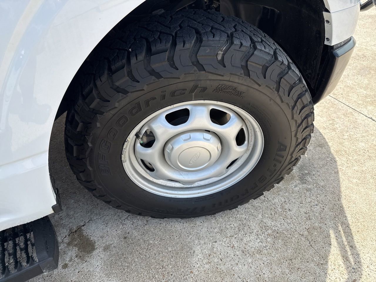 Used 2022 Ford F150 XL w/ Trailer Tow Package image 15