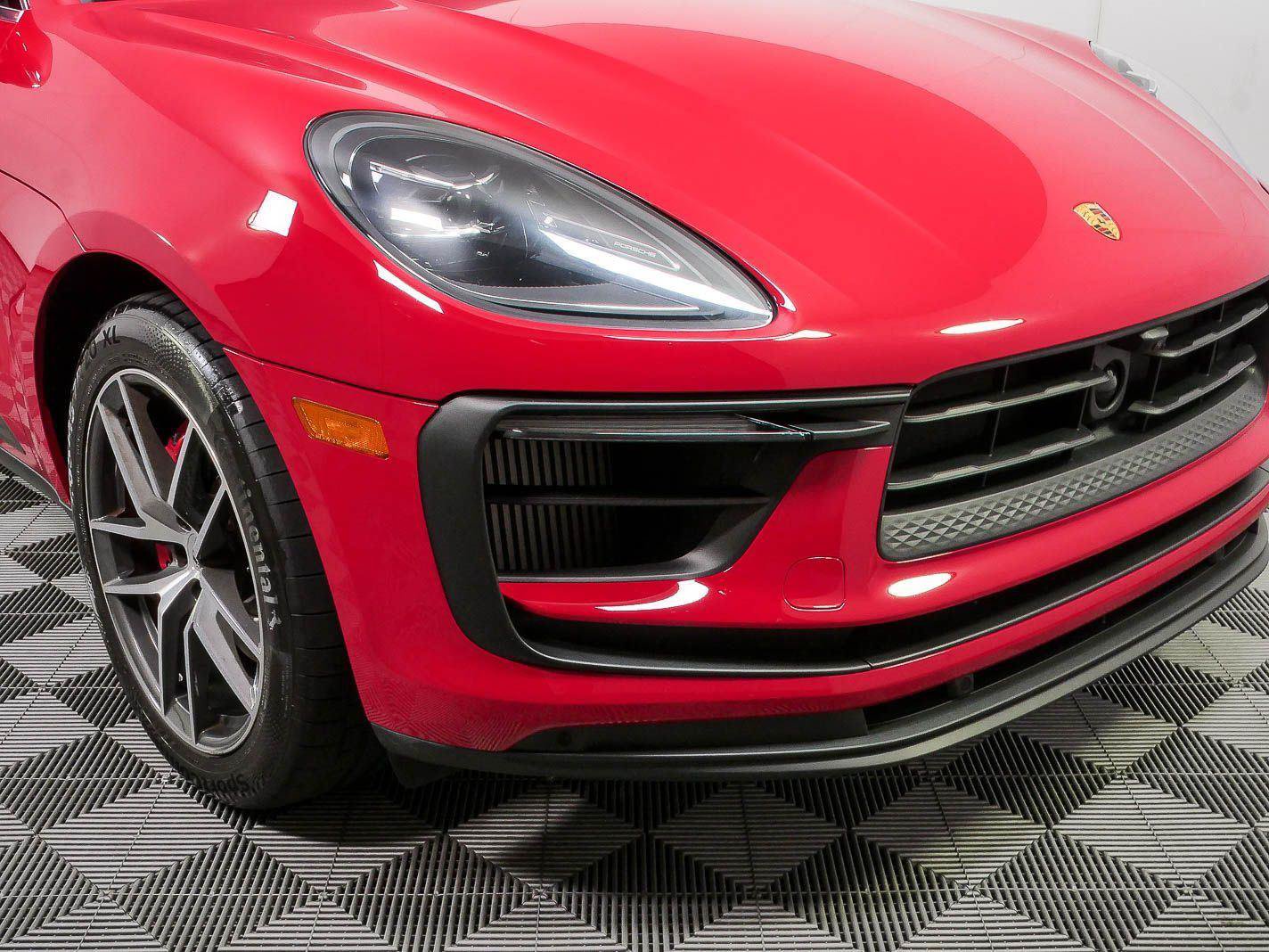 Used 2022 Porsche Macan S AWD/4WD image 36