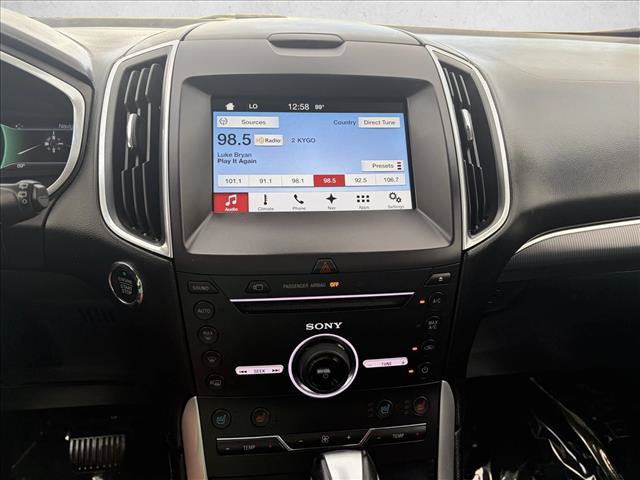 Used 2016 Ford Edge Titanium w/ Equipment Group 302A AWD/4WD image 9