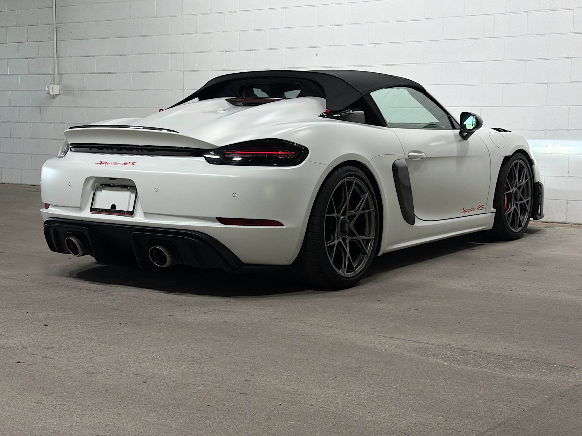 Certified 2024 Porsche 718 Boxster Spyder RS RWD image 7