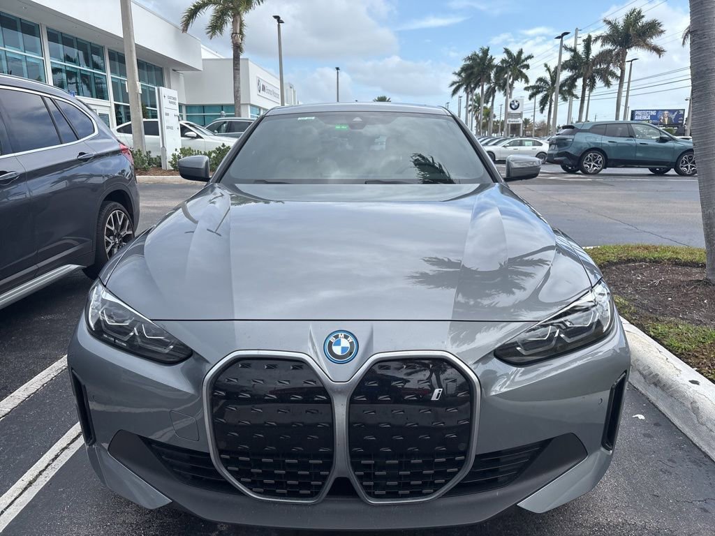 Used 2023 BMW i4 eDrive35 w/ Premium Package image 8