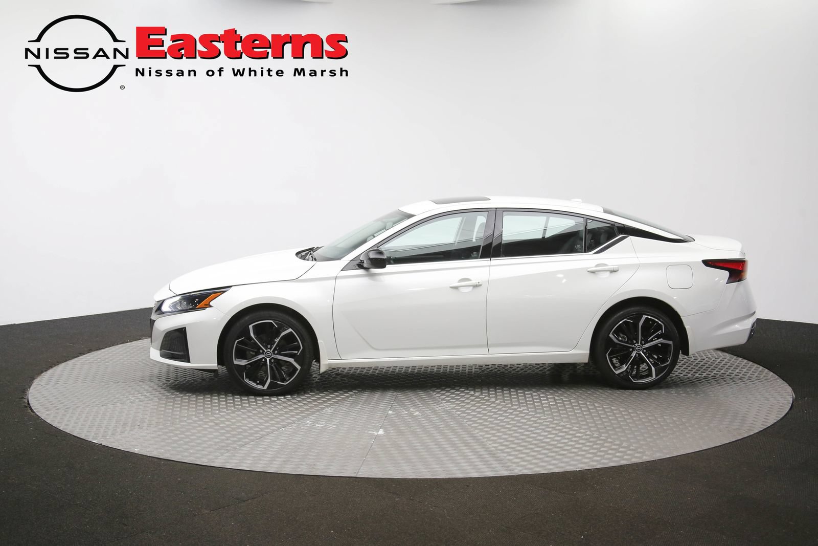 Used 2023 Nissan Altima 2.5 SR w/ SR Premium Package AWD/4WD image 59