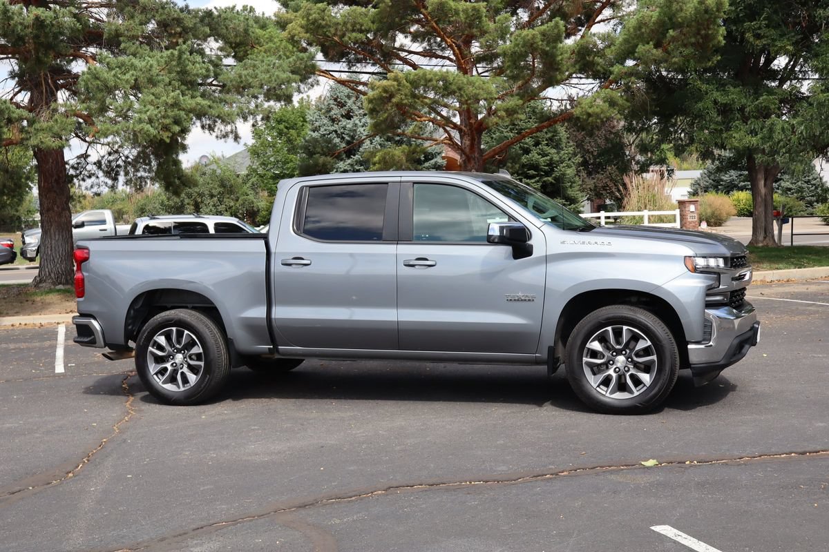 Used 2020 Chevrolet Silverado 1500 LT w/ Texas Edition RWD image 2