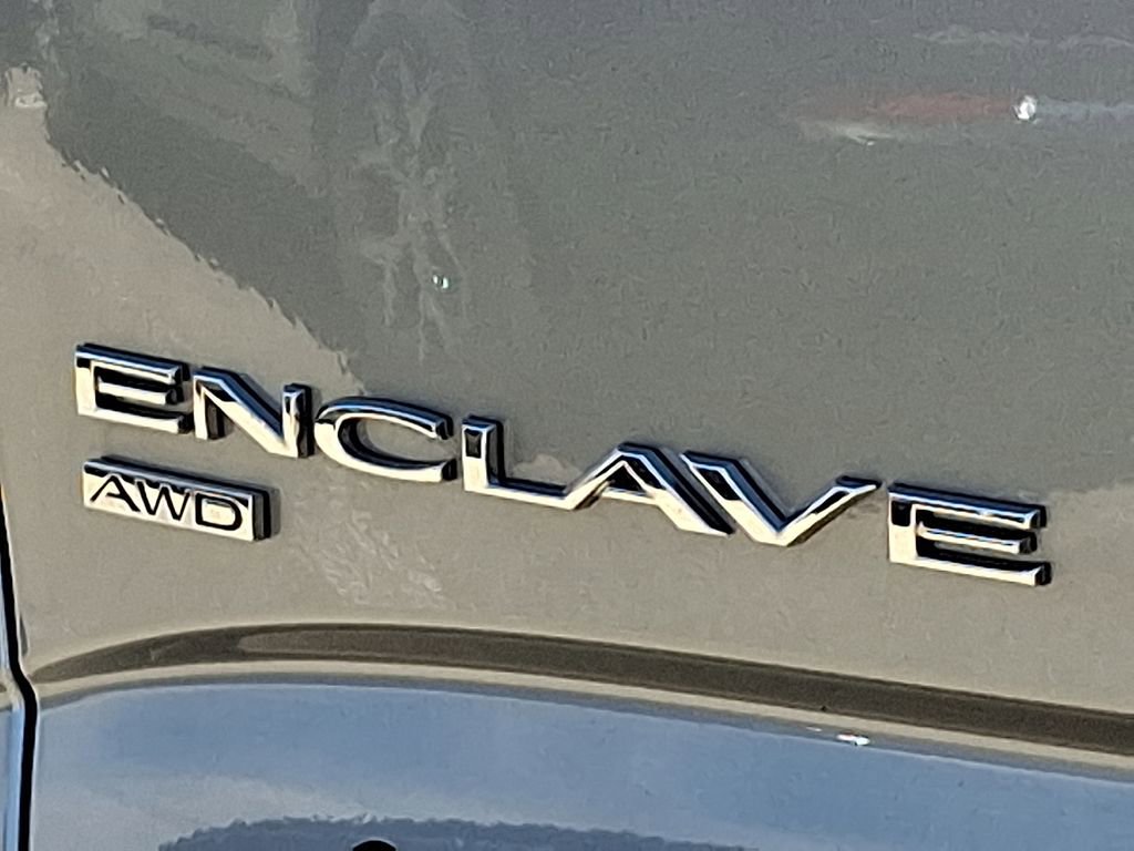 Used 2023 Buick Enclave Essence w/ Sport Touring Edition image 29