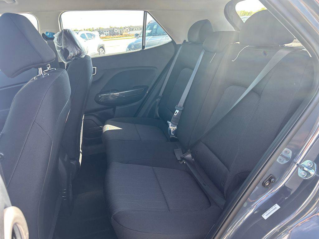 New 2026 Hyundai Venue SE FWD image 24