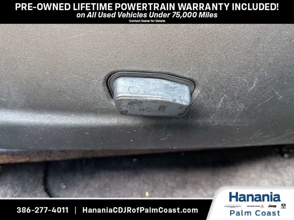 Used 2015 Dodge Charger SE w/ Popular Equipment Group RWD image 16