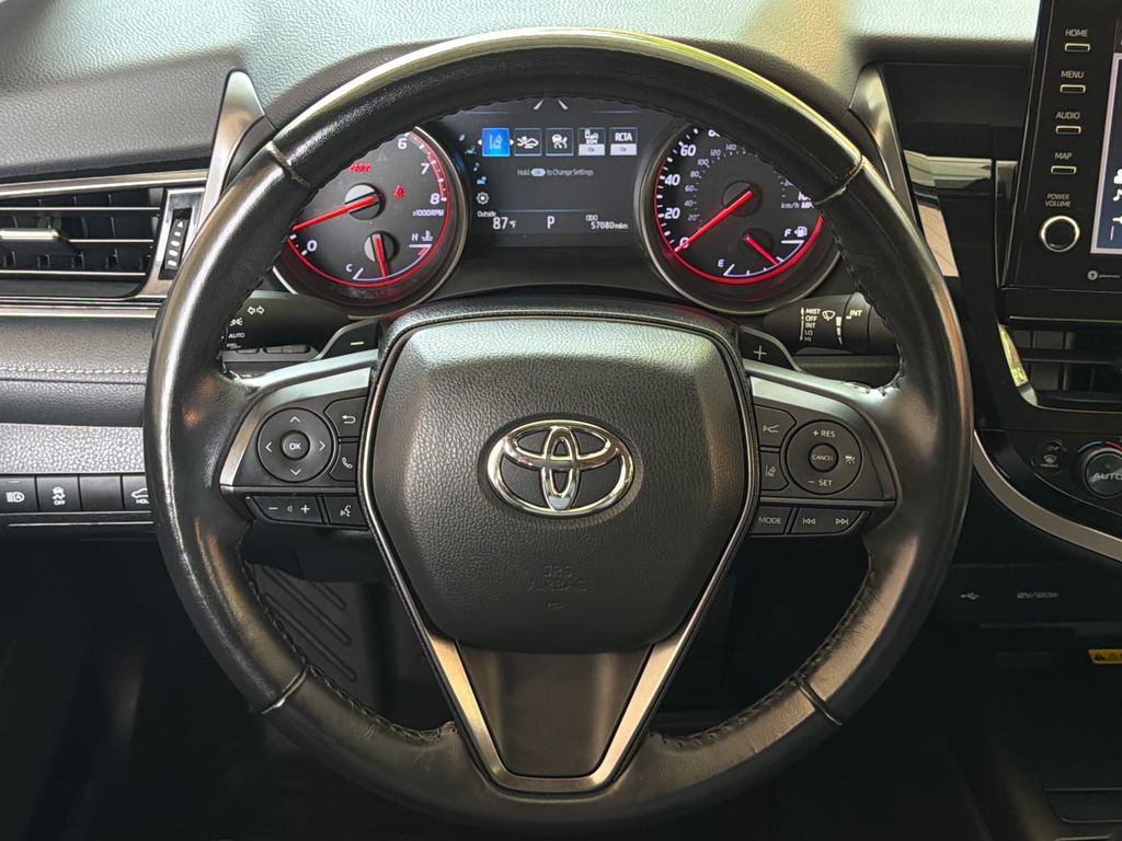 Used 2022 Toyota Camry XSE FWD image 4