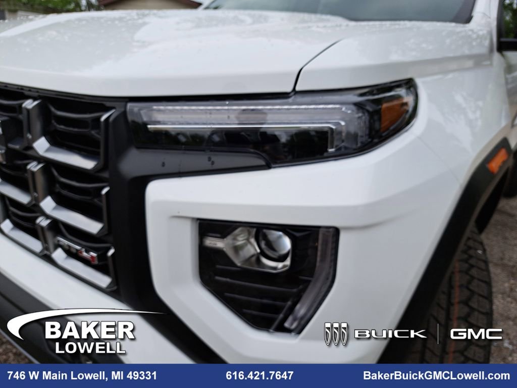 New 2025 GMC Canyon AT4 w/ Nightfall Edition image 30