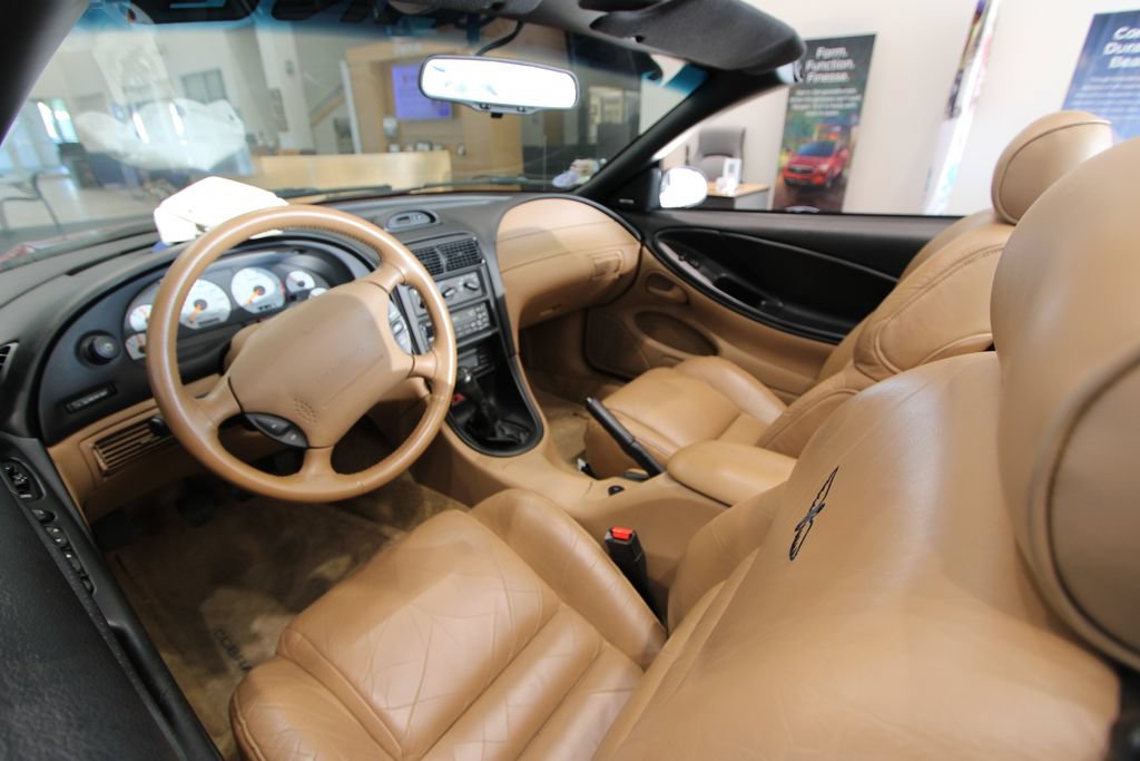 Used 1994 Ford Mustang GT RWD image 2