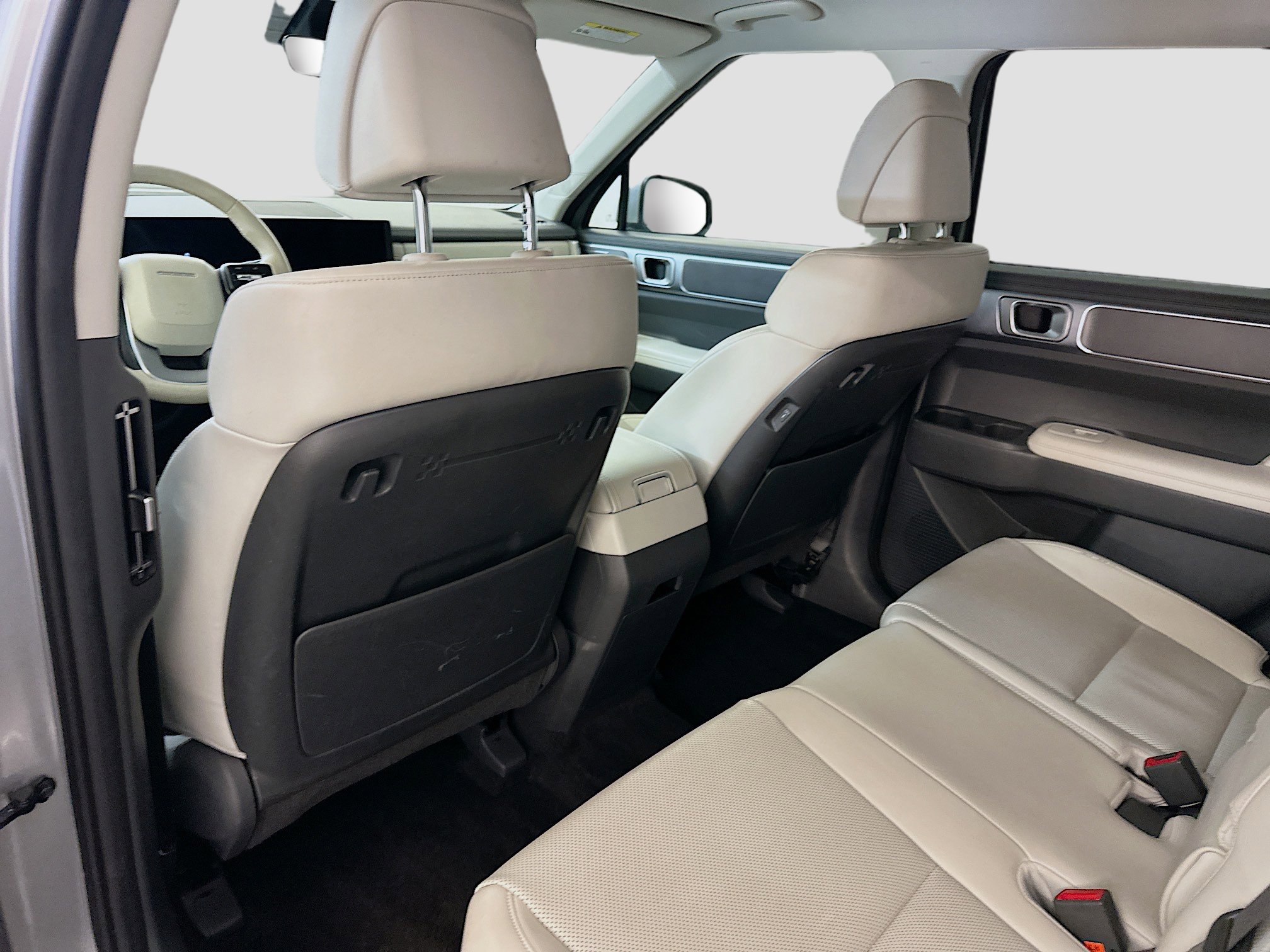 Used 2025 Hyundai Santa Fe SEL image 28